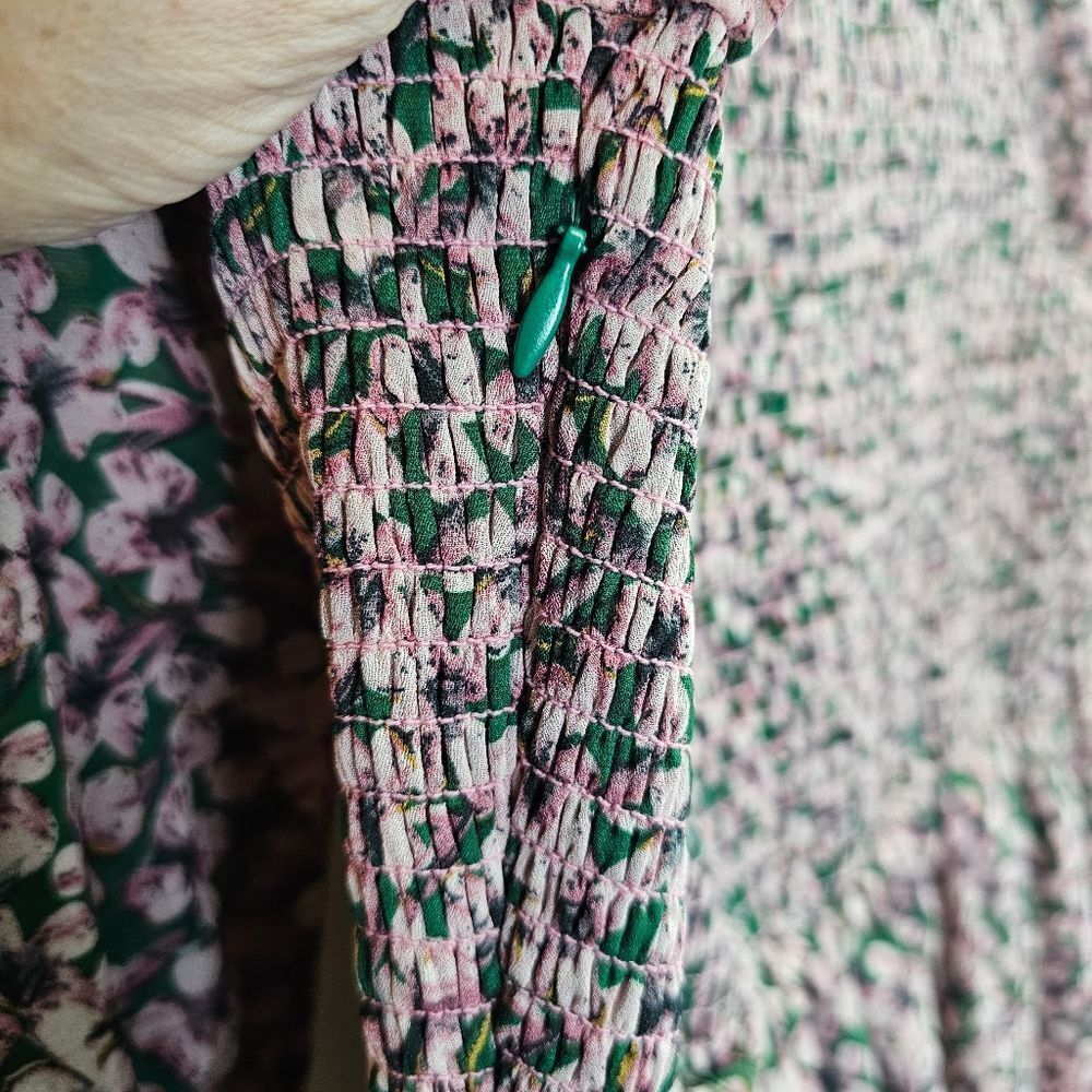 Floral Long Sleeve Dress - Picture 12 of 14